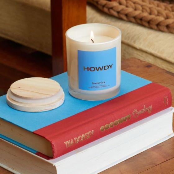 Howdy 7.5 oz candle