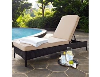 Palm Harbor Outdoor Wicker Chaise Lounge In Brown With Sand Cushions