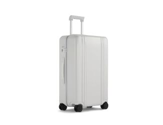 Classic Lightweight Medium Travel Case
