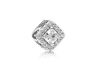 Geometric Radiance Charm