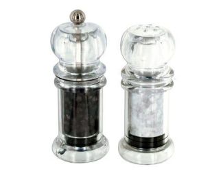 Salt Shaker and Pepper Mill Set