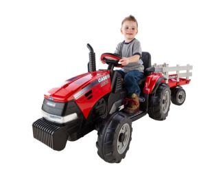 Case IH Magnum Tractor w/ Trailer 12V Ride-On Red