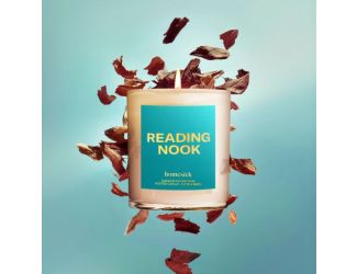 Reading Nook 7.5 oz candle