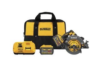 FLEXVOLT 60V MAX 7.25" Circular Saw Kit w/ 2 Batteries