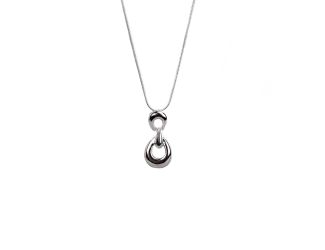Interlocking Hoops Pendant Necklace