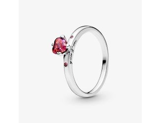 Sparkling Red Heart Ring Size 7.5