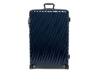 19 Degree Extended Trip Expandable 4 Wheel Packing Case