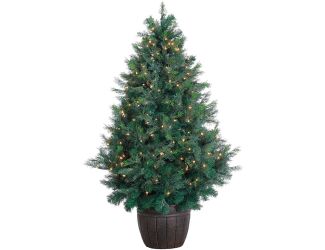5-Ft. Northern Cedar Teardrop Christmas Tree with EZ Connect Warm White LED Lighting