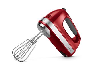 7-Speed Hand Mixer with Turbo Beaters II in Empire Red