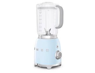 50's Retro-Style Blender Pastel Blue