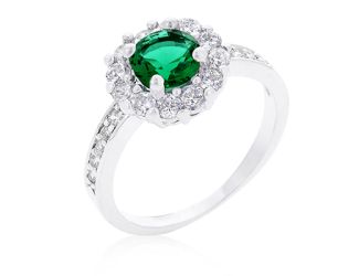 Classic Birthstone Ring in Emerald Green