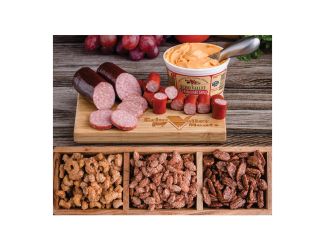 Sausage & Cheese w/Snack Sticks & Nut Trio
