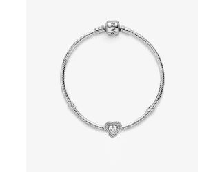 Spread the Love Bracelet Size 6.7"