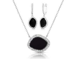 Onyx Earring & Necklace Set