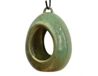 Egg Fly Through Feeder Green