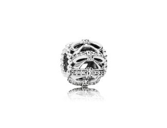 Shimmering Sentiments Charm