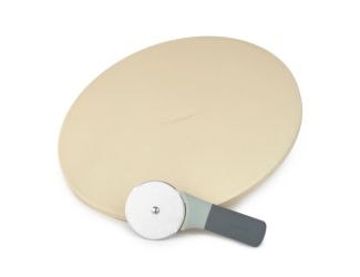 Leo Pizza Stone with Pizza Cutter Set Size 2 Pieces
