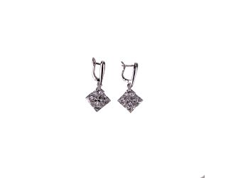 Clover Style Earrings in Clear
