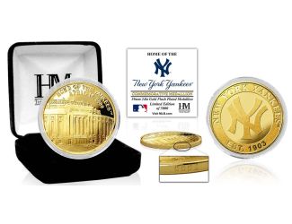 New York Yankees "Stadium" Gold Mint Coin