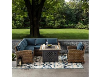 Bradenton 5-Piece Outdoor Wicker Seating Set With Navy Cushions