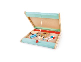 Store & Go Easel