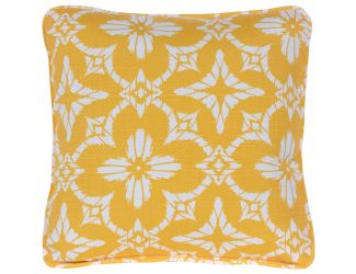 Floral Indoor/Outdoor Throw Pillow in Yellow
