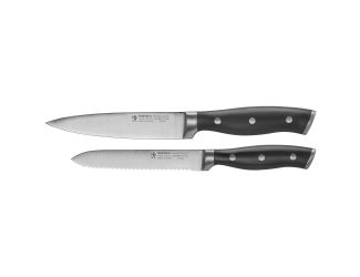 Forged Accent knives are fabricated from high-quality German stainless steel, perfect for precision cutting. The forged bolster construction seamlessly transitions from blade to handle for durability and balance. Curved for comfort, the triple-rivet handl