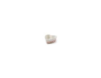 What's not to love about the Rosy Check Everyday Small Heart Baker? Designed for everyday use, this is crafted from durable made-in-Portugal stoneware that's oven-, dishwasher-, and microwave-safe, and decorated with hand-applied transfers. As elegant as 
