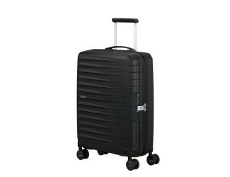 FastForward doesn't wait, it keeps up! From quick getaways to packed itineraries, this show-stopping American Tourister collection, combines durable polypropylene construction with smooth suspension wheels for an easy roll every time. Expansion adds flexi