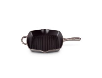 Enameled cast iron delivers superior heat distribution and retention. Requires no seasoning. Easy-to-clean and durable enamel resists dulling staining chipping and cracking. Black satin enamel develops a patina over time to enhance cooking performance. Er