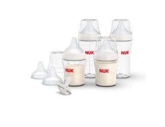 Mimics the breastfeeding experience to maintain the bond between mom and baby. 2x Softer nipple with medical-grade silicone for superior skin-like flexibility. Unique nipple shape for a wide deep latch that mirrors breastfeeding. Integrated Anti-Colic ven