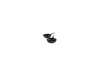 Leo Phantom 2pc stir fry set is made from recycled cast aluminum. The fry pan is perfect for cooking up eggs, bacon, and other breakfast favorites, while the wok pan is ideal for stir-frying vegetables, meats, and noodles. The recycled cast aluminum mater