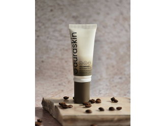 Auraskin Face Sunscreen Espresso SPF 50 (30ml) provides high sun protection while moisturizing and rejuvenating the skin. With the aroma of espresso and an enhanced formula with recycled coffee extracts, this sunscreen becomes the ideal choice for daily u