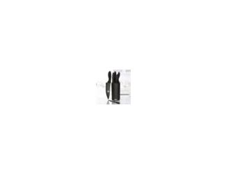 Master kitchen tasks with ease using this 7-piece Diamond Nonstick Blade Cutlery Set. Each knife features a durable high-carbon stainless steel blade with a unique diamond pattern that prevents food from sticking, ensuring smooth, precise cuts. The cerami