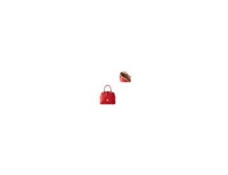 A petite icon of sophistication, the Lucca Leather Small Satchel combines timeless design with everyday functionality. Crafted from rich, supple leather and designed in Norwalk, CT by Peter Dooney, this satchel exudes classic charm while keeping modern pr