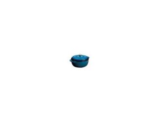 A flawless pairing of form and function, the Lodge Enameled Dutch Oven is a classic way to both prepare and serve memorable meals. The 6 quart capacity is perfect for pot roasts, scrumptious stews, or a large batch of beans.