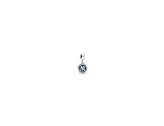 Represent one of the most legendary teams in sports with this New York Yankees Modern Dangle Charm. Blending modern style with timeless tradition, this charm is perfect for fans who want to wear their pride with confidence.