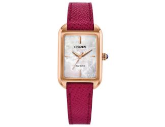 Smooth lines and subtle sophistication define the Dress Classic collection, with this latest addition to the series once again showcasing its timeless style. A 23.5mm case with curved lugs centers the chic design, with the rose gold-tone stainless steel b