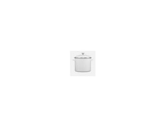 This 16 Quart Stockpot with Cover is great for every season. The 16 Quart Stockpot with Cover is is the perfect size pot to cook large vegetables, a variety of seafood, and big batches of soups or stews.