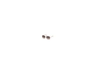 Created with passionate craftsmanship, these Guess Factory Square sunglasses are made from the finest shiny rose-gold metal making them strong and durable. They eliminate any kind of irritation as they are hypoallergenic. Featuring the square shape and fu