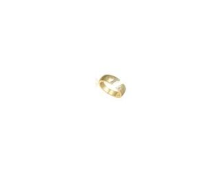 This elegant open-band ring features a 14K gold-plated finish, offering a luxurious shine. Adorned with clear cubic zirconia stones, it radiates brilliance and sophistication. Its modern design allows for versatility, making it a perfect accessory for bot