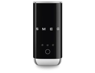 The SMEG Mini Electric Milk Frother in Black combines timeless Retro-style elegance with everyday convenience. Compact and easy to use, it creates perfectly textured milk foam for cappuccinos, lattes, and more—all at the touch of a button. 


Compact elec