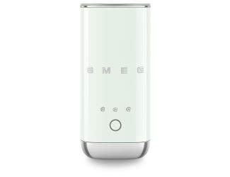 The SMEG Mini Electric Milk Frother in Black combines timeless Retro-style elegance with everyday convenience. Compact and easy to use, it creates perfectly textured milk foam for cappuccinos, lattes, and more—all at the touch of a button. 


Compact elec