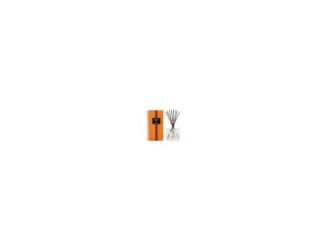 Create a cozy autumn ambiance with this exquisitely fragranced Reed Diffuser featuring a blend of wild pumpkin, spicy masala chai, cardamom, ginger, and cinnamon. Matches are not required. Expertly crafted with the highest quality fragrance oils, this Ree