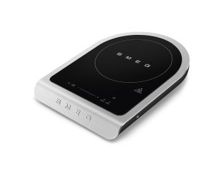 Portable induction cooker with external temperature probe, for precision cooking and professional level preparations. Enjoy creating new dishes thanks to the automatic programs. 
High level performance thanks to temperature control via external probe and 