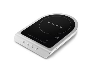 Portable induction cooker with external temperature probe, for precision cooking and professional level preparations. Enjoy creating new dishes thanks to the automatic programs. 
High level performance thanks to temperature control via external probe and 