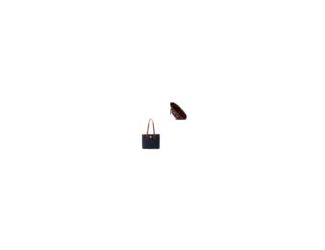The Dooney and Bourke Pebble Grain Richmond Shopper is designed for effortless everyday sophistication, combining timeless style with practical functionality. Crafted from durable pebble grain leather, this spacious silhouette offers a refined look that h