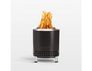 Bring warmth to the table. Mesa is the tabletop fire pit made to elevate your space’s aesthetic. With Dual Fuel capability and Signature 360° Airflow, anyone can easily ignite and enjoy a smokeless fire.