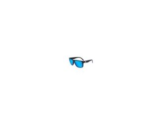 The Moonshot Torrey Pines Sport sunglasses feature non-polarized light moonshine lenses, which are designed to provide enhanced depth perception-perfect for activities like golf or any sport where seeing subtle changes in terrain or distance matters. Thes