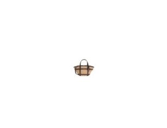 Easy style in a breezy fan shaped silhouette. The Key West Crossbody is your new go to for beach days and city streets. Soft woven straw with leather trim keeps it relaxed yet polished, and versatile straps let you wear it crossbody, on the shoulder, or b